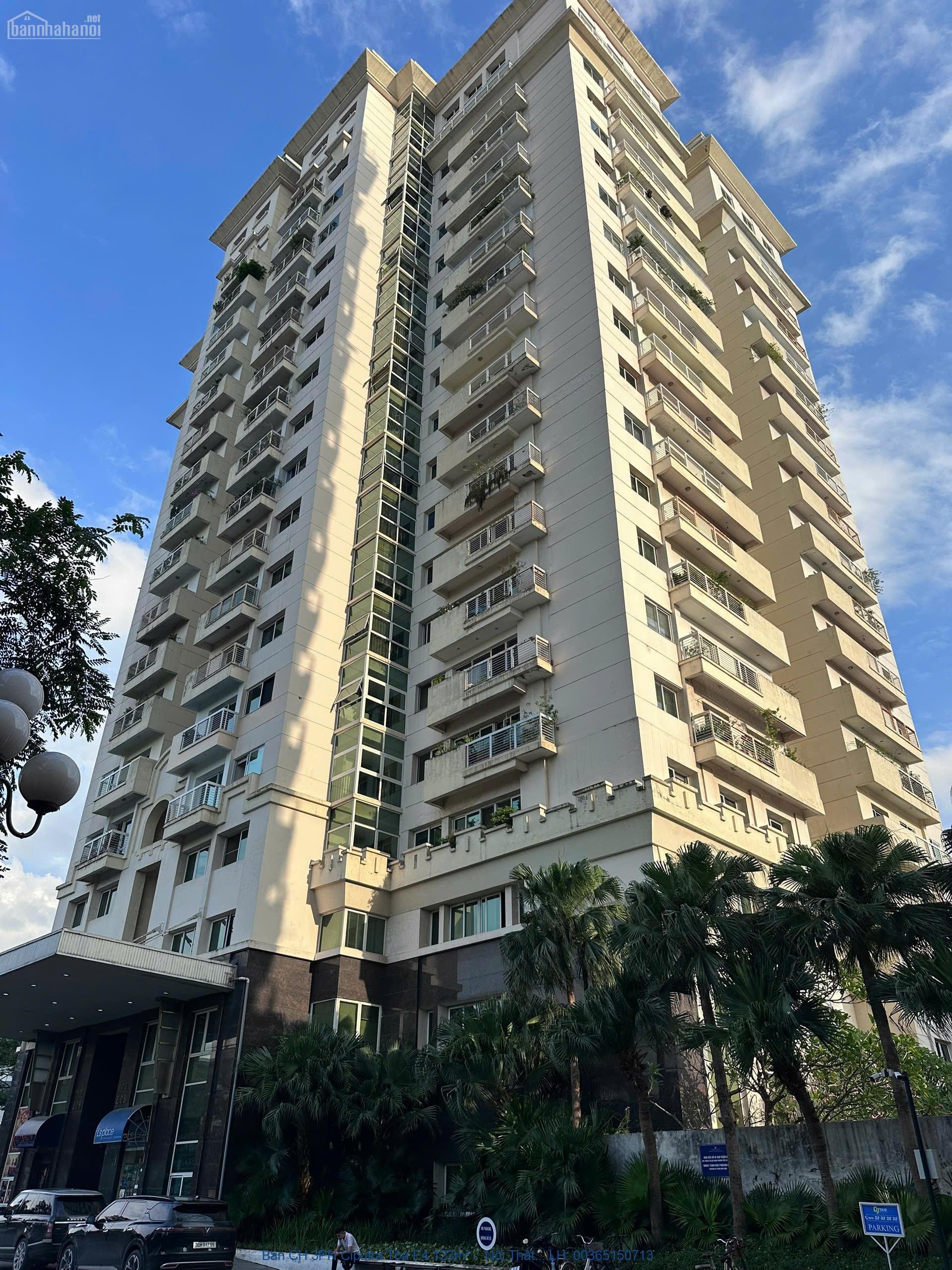 Bán CH 3PN Ciputra Tòa E4 123m² -  Nội Thất Cao Cấp, Sổ Đỏ - Cạnh