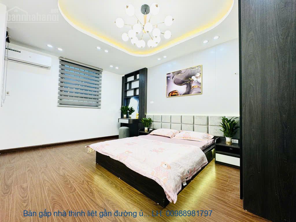 Bán gấp nhà thịnh liệt gần đường ủy ban quận 50m2 x 6 tầng thang