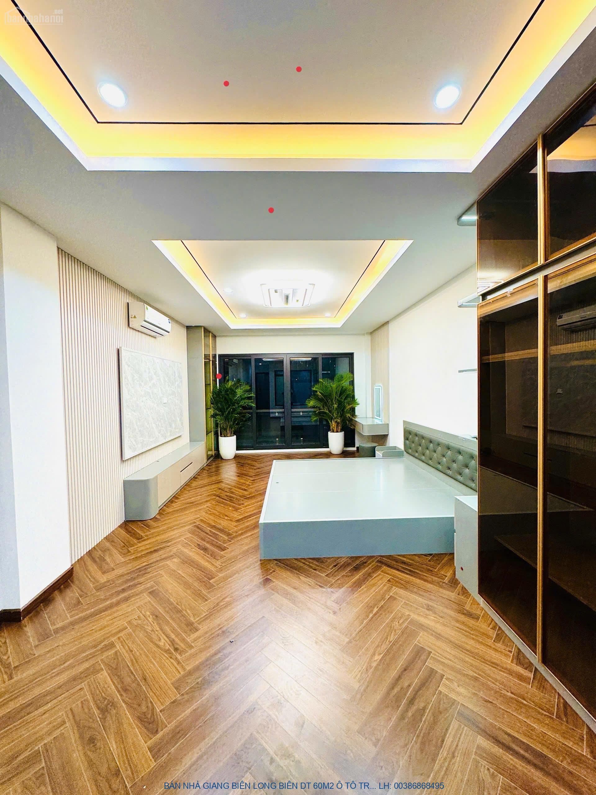 BÁN NHÀ GIANG BIÊN LONG BIÊN DT 60M2 Ô TÔ TRÁNH THANG MÁY FULL NỘI